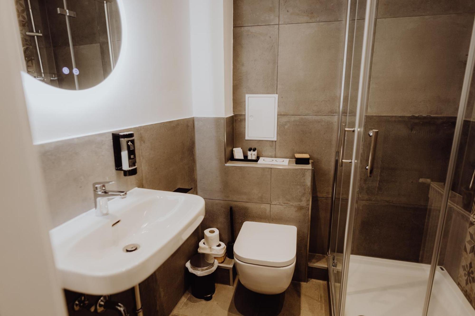 Staylight City - Premium Appartements Mit Balkon 힐데스하임 외부 사진